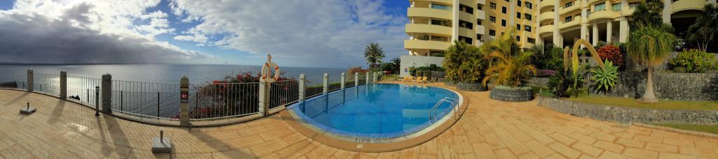 Finest Rentals - Beachfront Penthouse Funchal  Zimmer foto